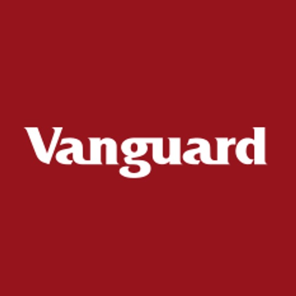 Target Date December Vanguard Target Retirement 2040 Fund (US92202E8701.FUND) Dividend 2026 ...